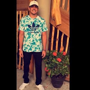 Meet your Posher, Dustin